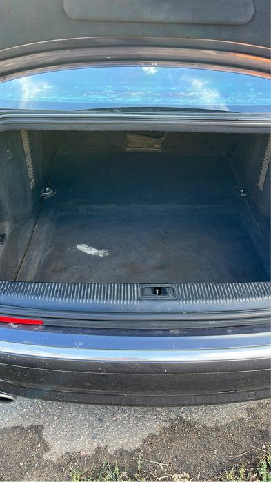 Продам авто Audi A8L
