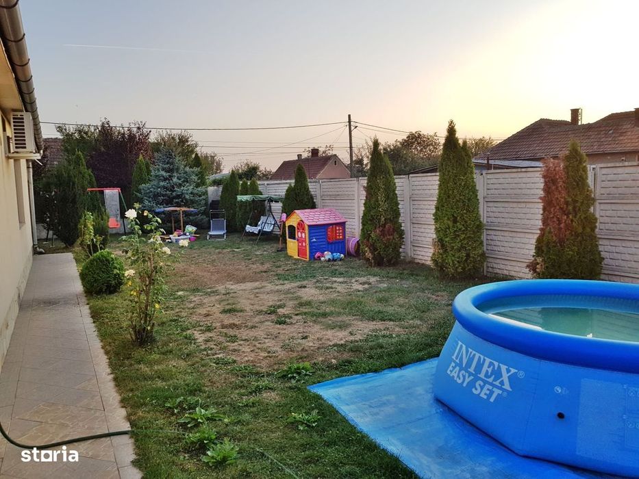 Casa in Santion, Bihor, teren 520 mp, 4 camere, 2 bai, garaj – VANZARE