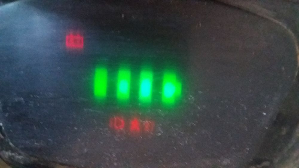 Скутер сотилади холати зўр хечқайти синмаган!!!