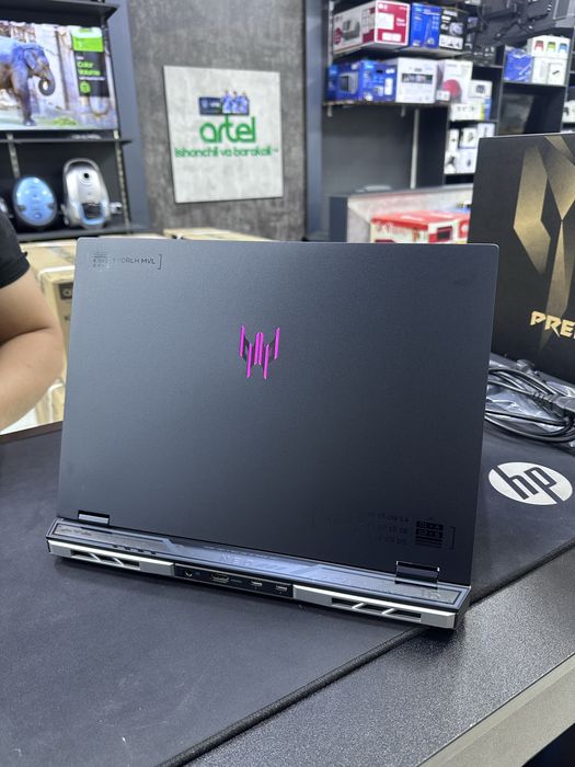 Acer PREDATOR Helios Neo 16 4060