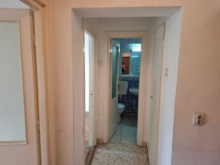 De vanzare apartament cu doua camere