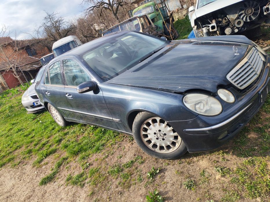 Mercedes E270 2004г. 177к.с на части
