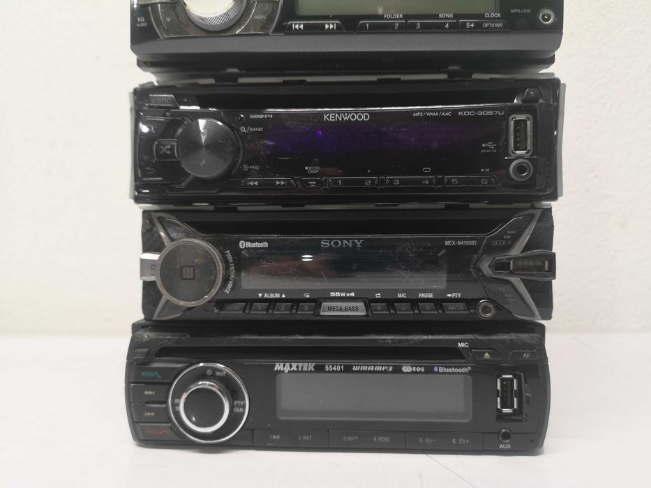 Радио за кола - ЛОТ / С ПРОБЛЕМ