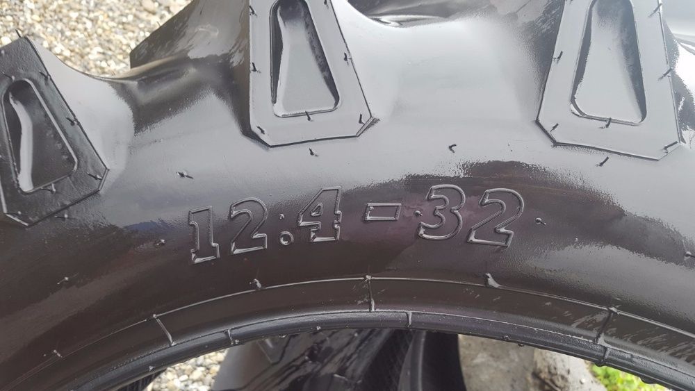 12.4-32 Anvelope de tractor agricole noi cauciucuri BKT cu 8 pliuri