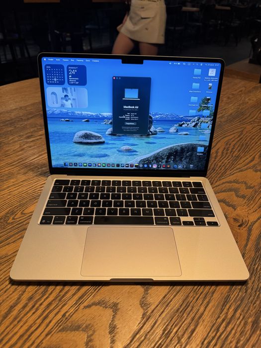 Macbook air m4 16/256GB