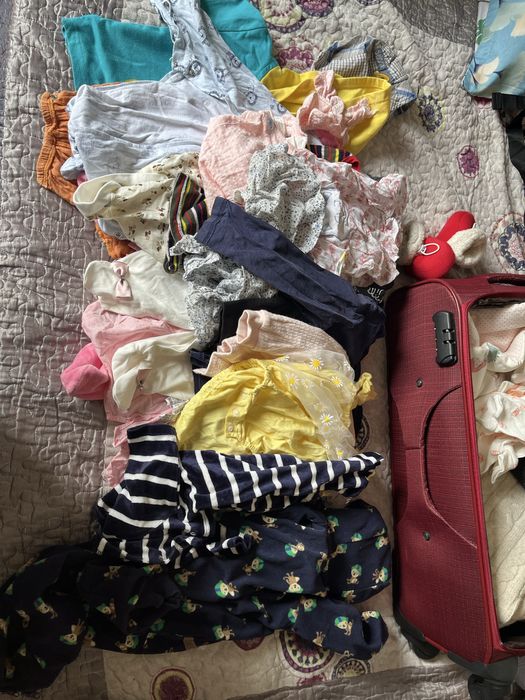 Продам детские вещи