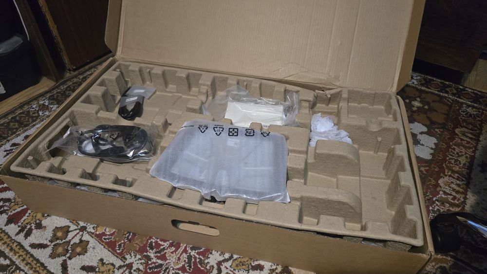 Монитор Dell P2723D
