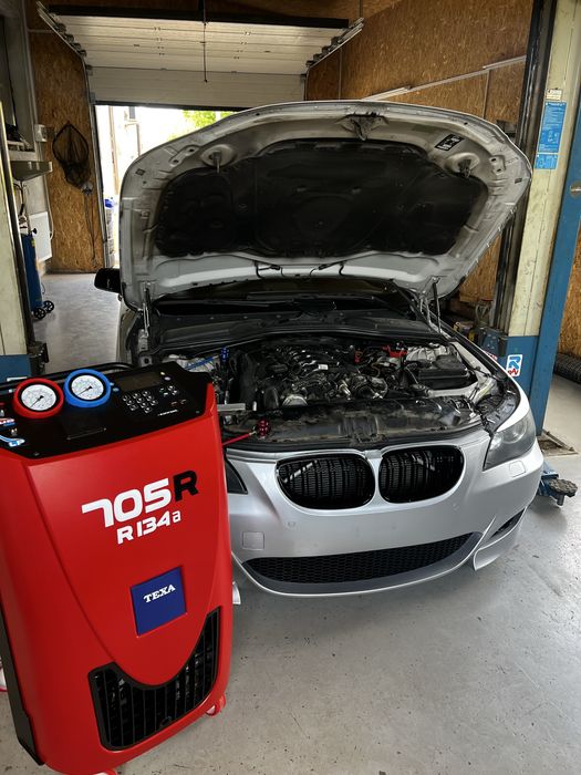 Incarcare freon auto R134a si R1234yf