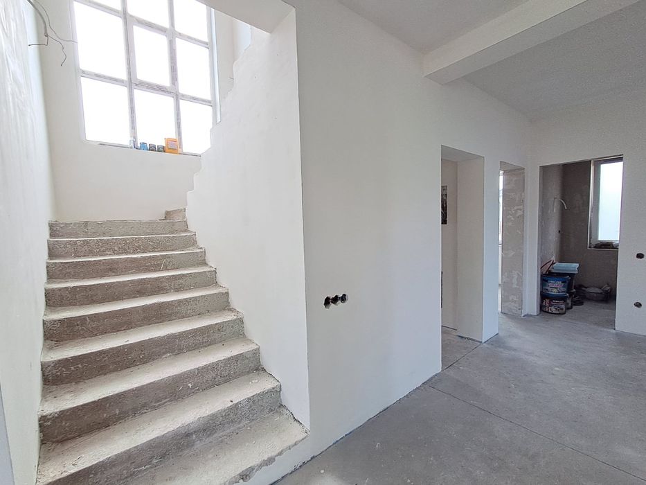 Casa individula cu CF la zi, teren 601 mp, 5 camere