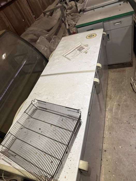 Витринные холодильники