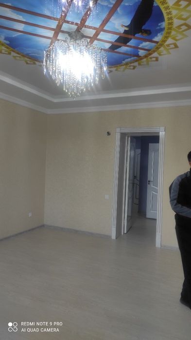 Квартира сатылады. 135 квм.м таза домда.