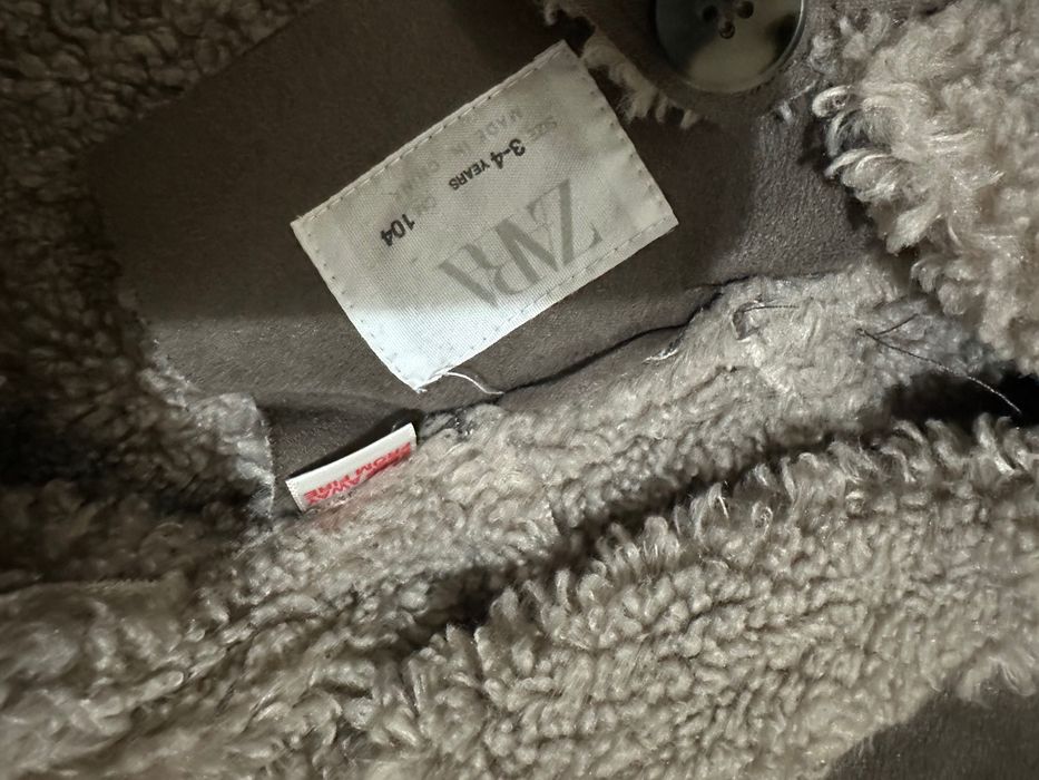 Cojocel Zara, palton Zara, geaca H&M sunt în stare impecabilă