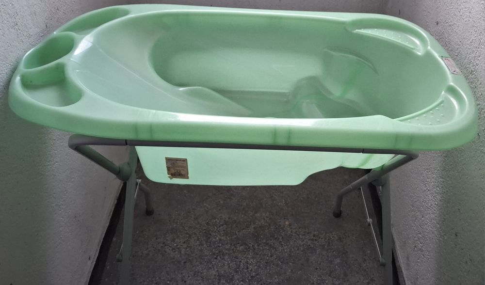 К-т вана със стойка за бебе Lorelli