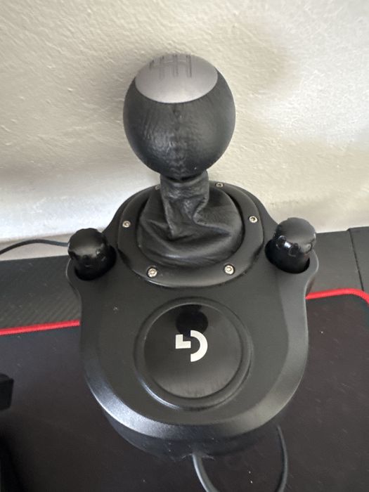 Logitech g29 перфектен