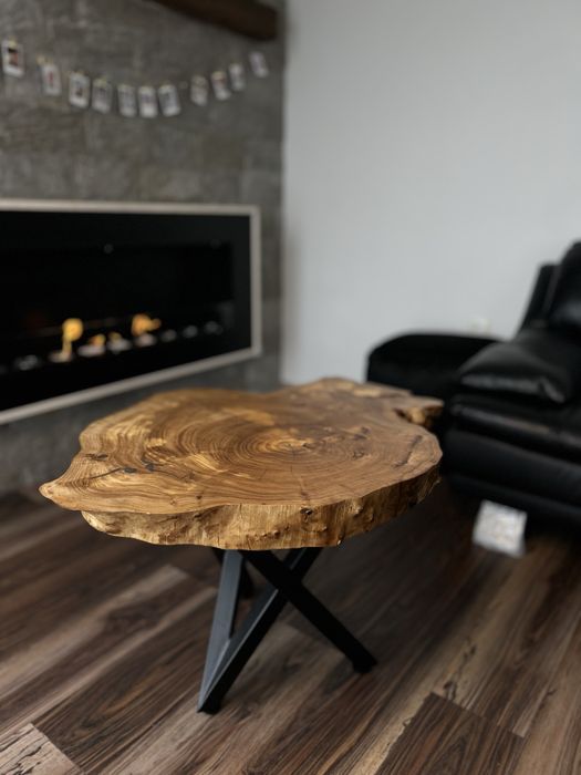 Холна кафе маса от Бряст и епоксидна смола - Масивно дърво