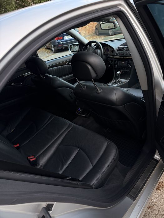 MERCEDES-BENZ E-Class 2004 — imagine 5