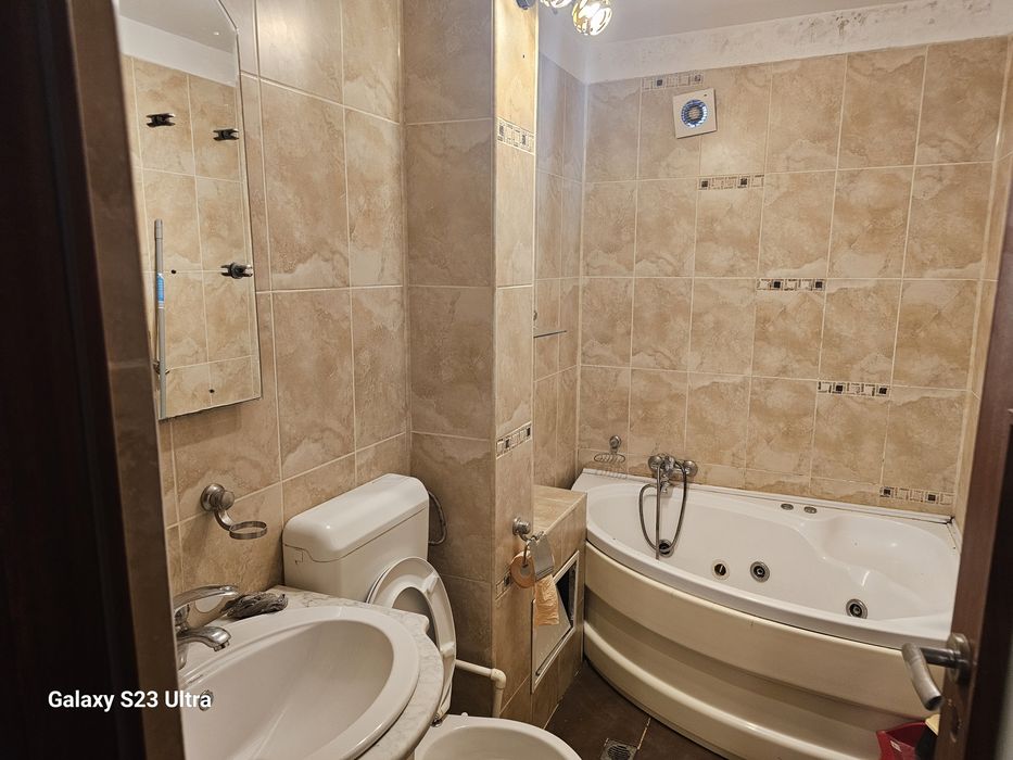 inchiriez ap 3 camere