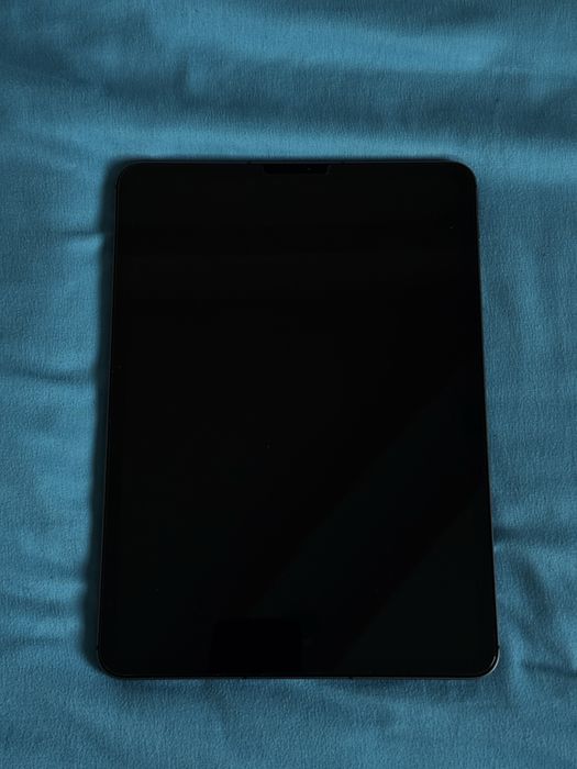 iPad Pro 11" (3rd Gen) 256GB – ca nou + Pencil + husă + folie