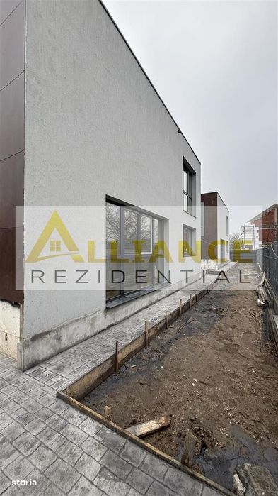 Vila 4 camere de vanzare || aproape de Primărie || campus scolar
