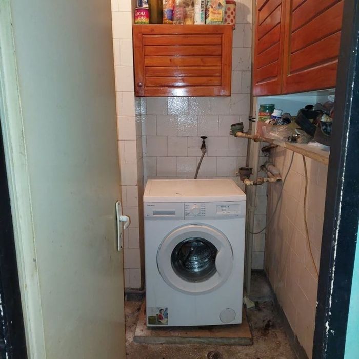 Продава се Тристаен апартамент в София, Света Троица - 120 кв.м за 1542 €/кв.м - Снимка #4