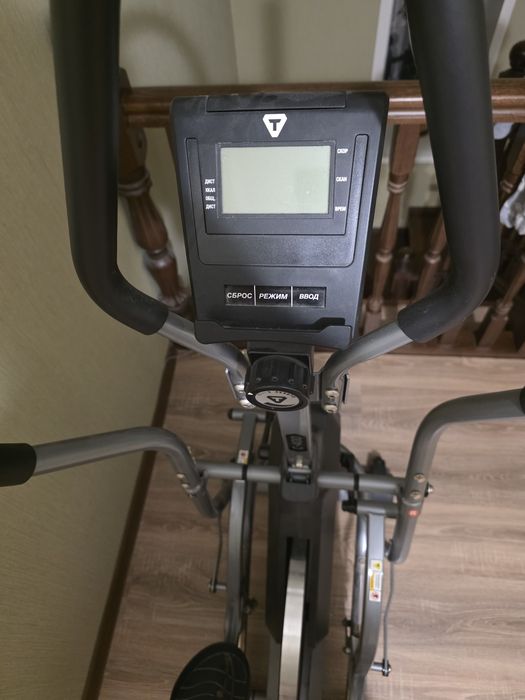 Элиптический тренажёр