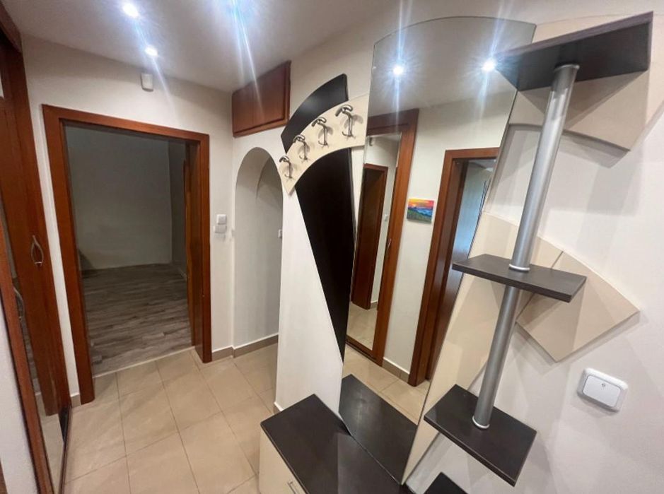 Дава се под наем Тристаен апартамент в София, Хиподрума - 95 кв.м за 800 € - Снимка #10