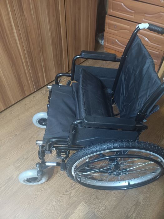 Продам новую каляску