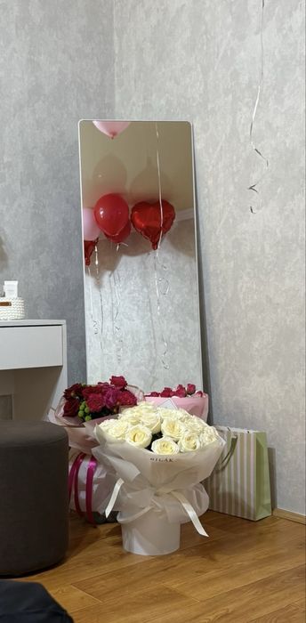 Продам зеркало в идеальном состоянии !