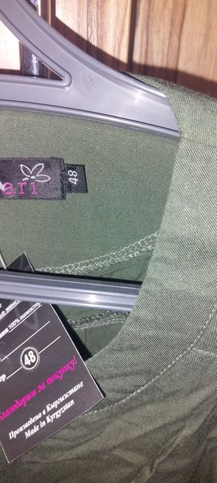 Продам новое женское платье.