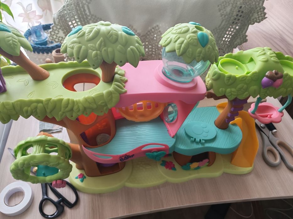 Littlest Pet Shop: Игровой набор "Домик-дере