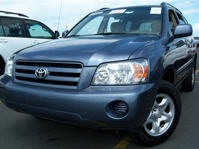 Противотуманка на Toyota Highlander 01-03