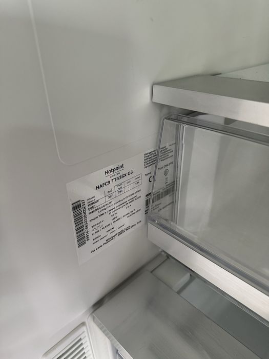 Combina frigorifica Hotpoint