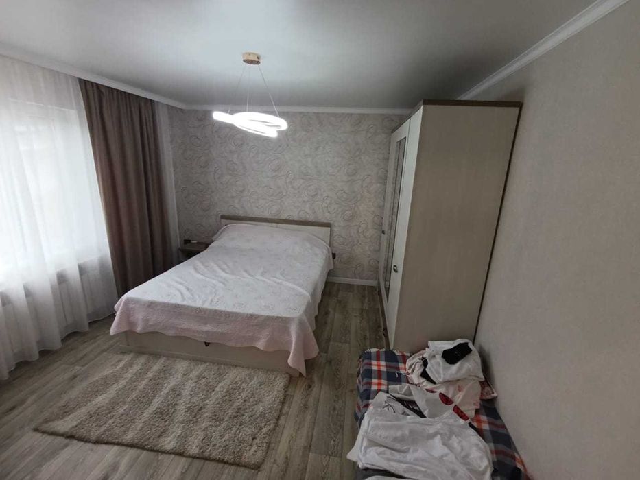 Дом в Каратале, Павел ИмпериЯ