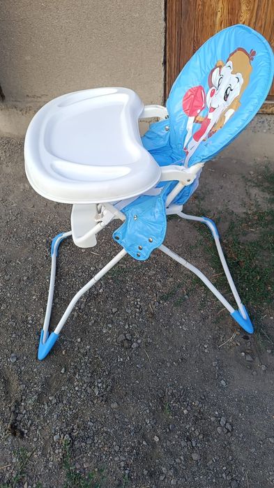 Детский стул для кормления