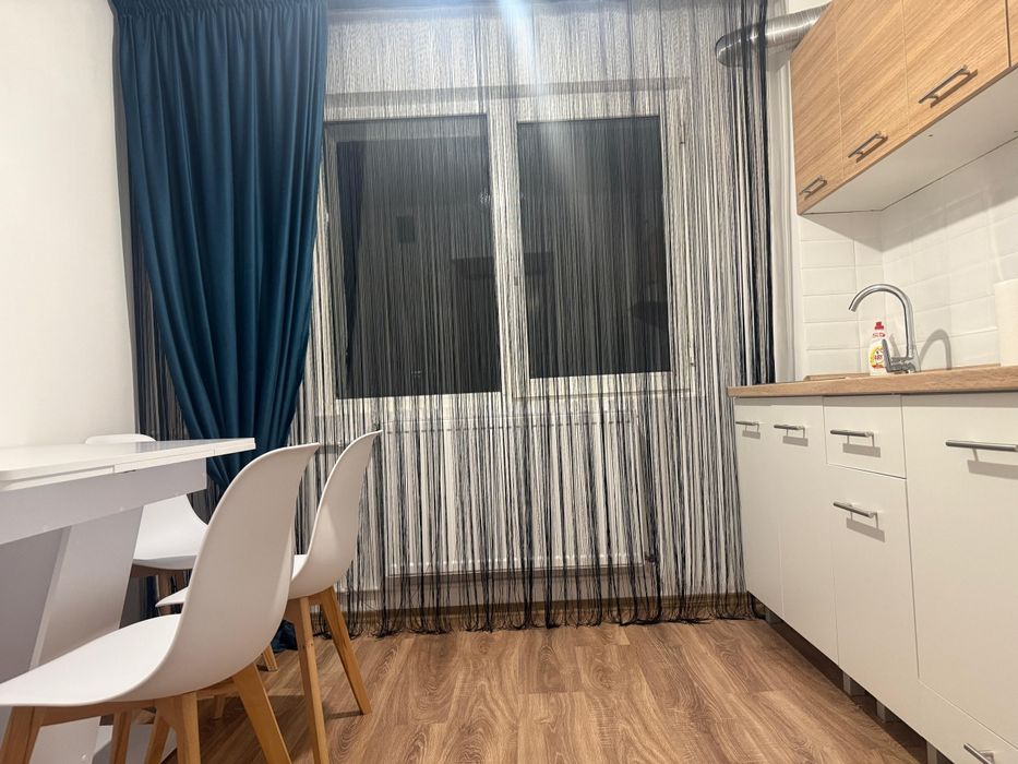 Apartament 2 camere de închiriat