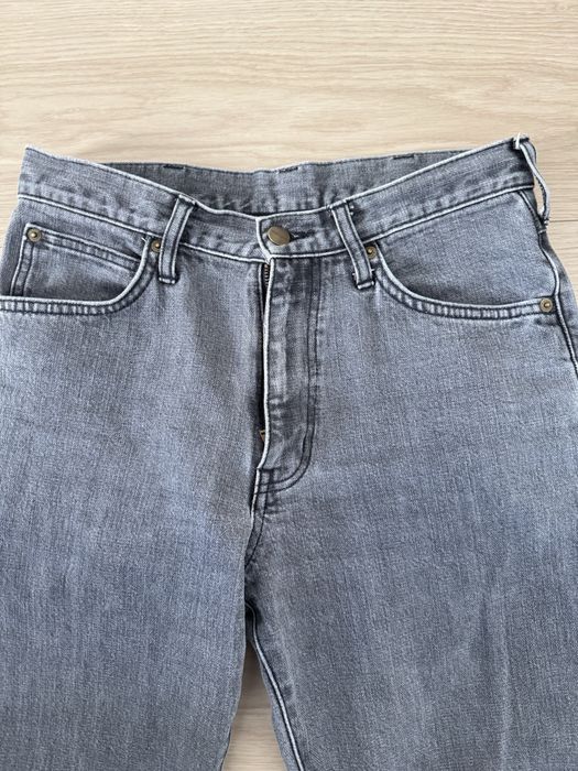 Джинсы серые Wrangler