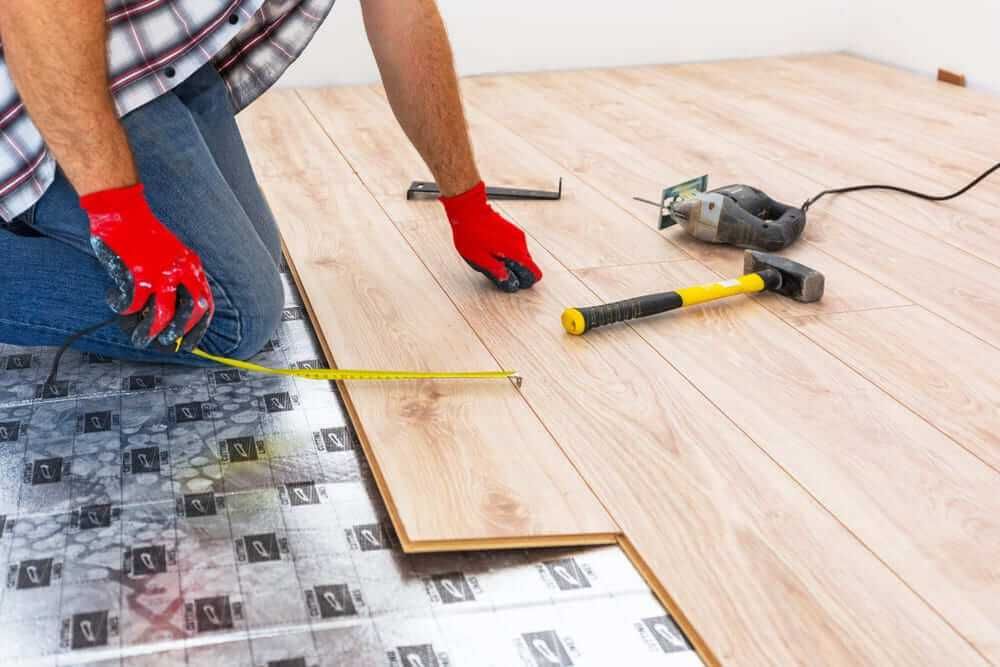 Montaj Parchet Laminat Profesional Echipa de Încredere