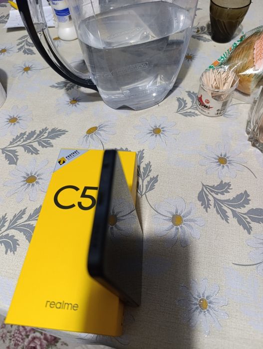 Телефон Realme c55