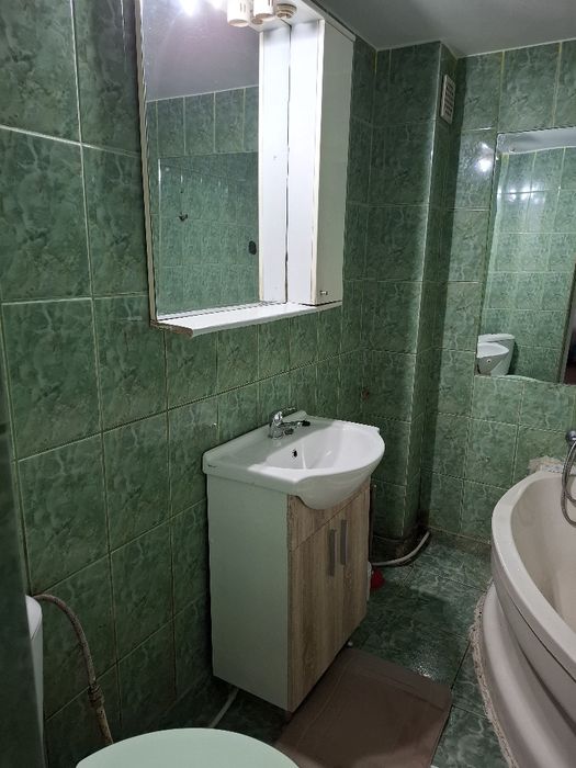 Închiriez  apartament  2 camere