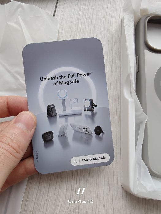 Vând husa  iPhone 15 Pro Max Noua!