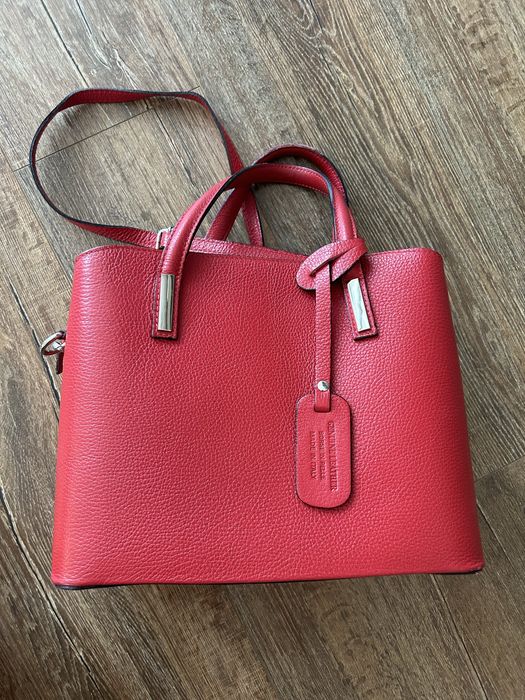 Дамска чанта естествена кожа