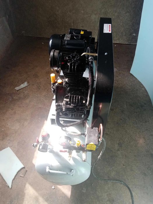 Продам компрессор Alteco acb 100/400