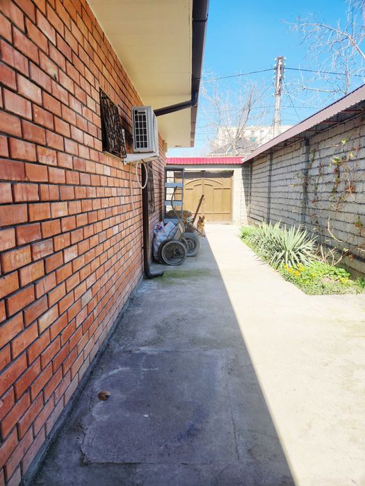 Продам свой 4х комнатный дом.Янгихаётский район,спутник 12