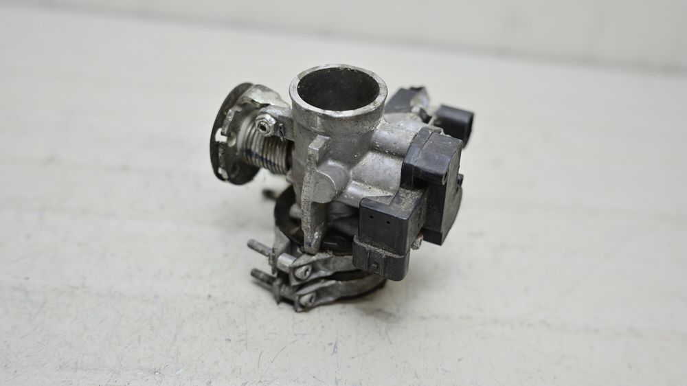 Rampa Admisie Corp Acceleratie Yamaha YZF-R125 2008 - 2012