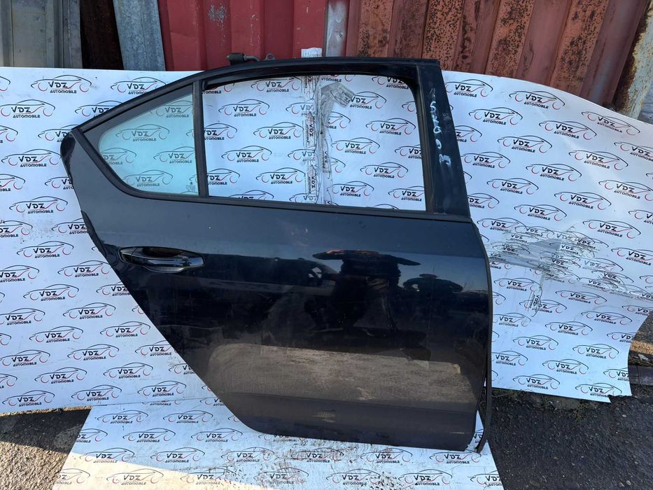 Usi stanga fata/spate Skoda Octavia 3 an 2015