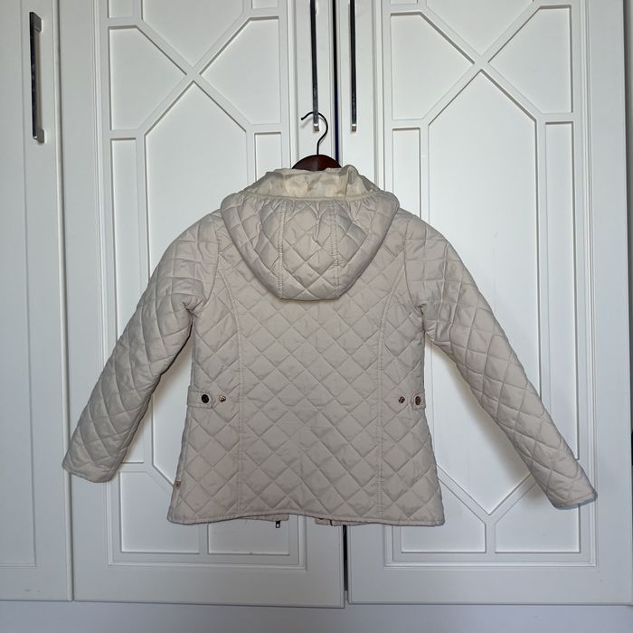 Стильная стеганая куртка