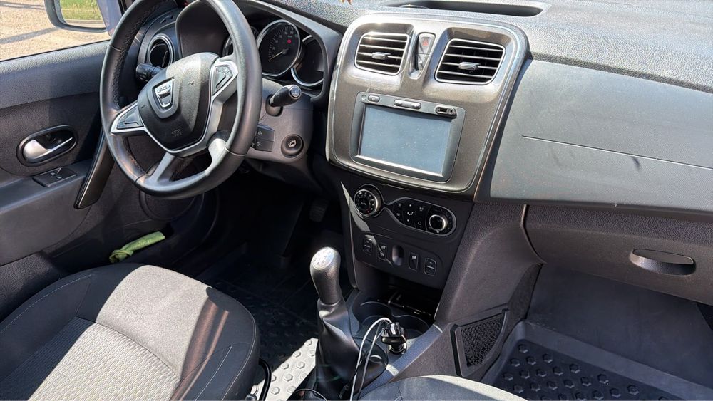 DACIA Logan 2018 — imagine 3