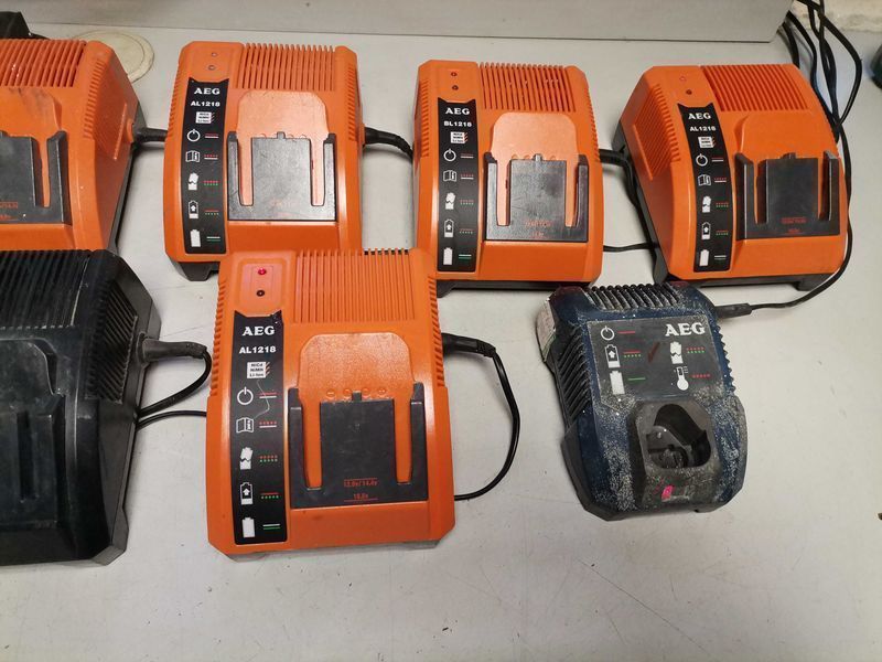 Зарядно / дни AEG - ЛОТ 10