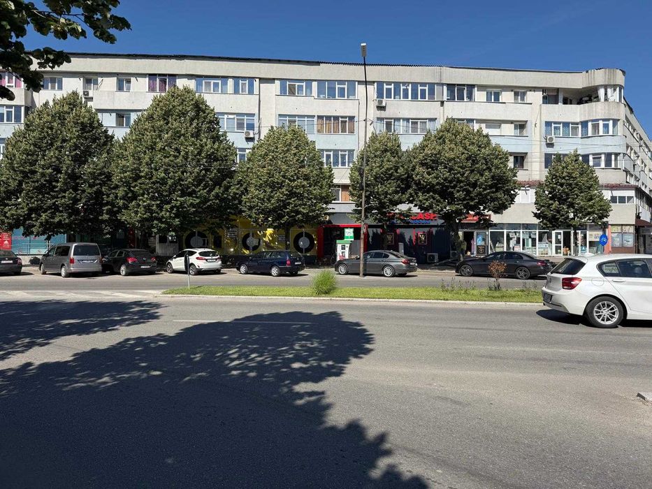 Spațiu comercial de închiriat – 138 mp | Vad comercial excelent