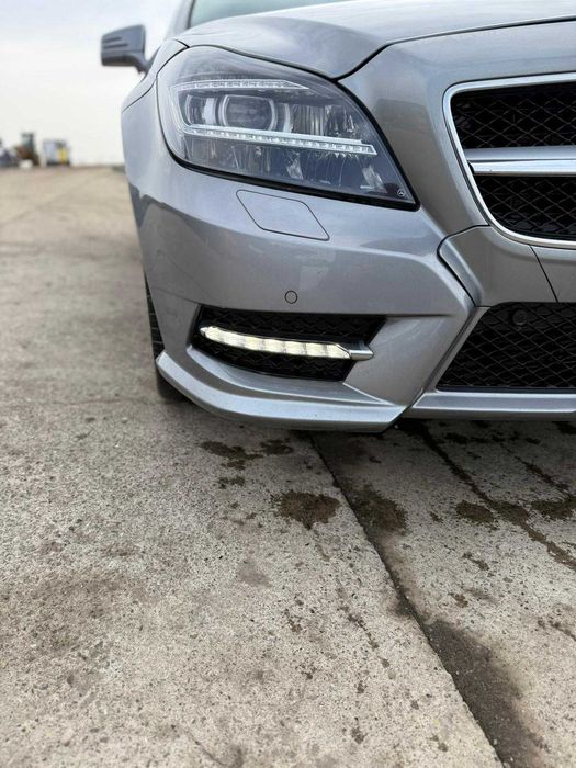 Far dreapta Mercedes CLS 350 W218 si alte piese